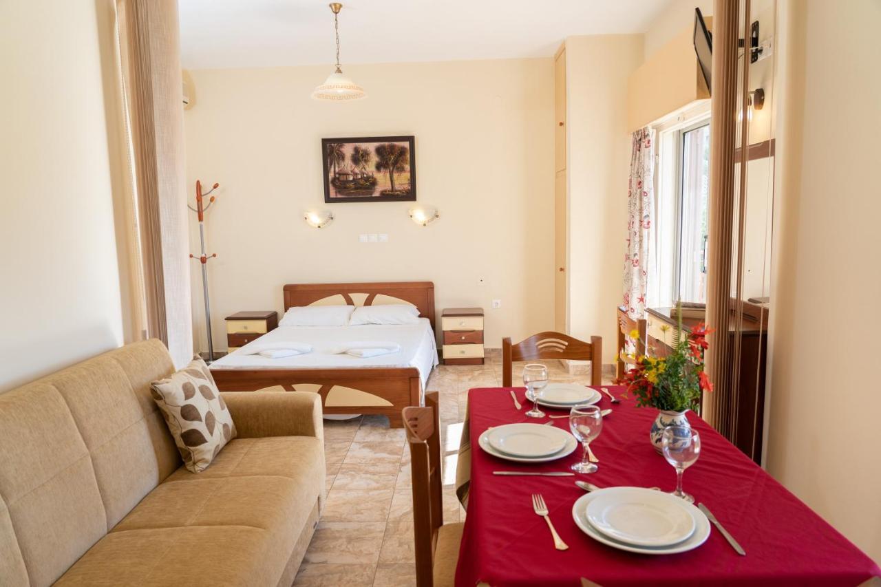 Lorenzo House Apartments Lassi  Dış mekan fotoğraf